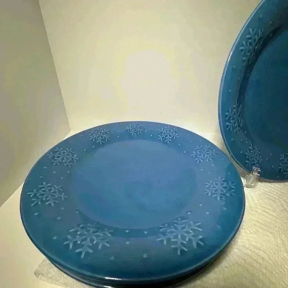 Libbey Blue Snowflake Dinner Plate 10 1/2" - China Dinnerware. Set of 4. - Picture 2 of 4